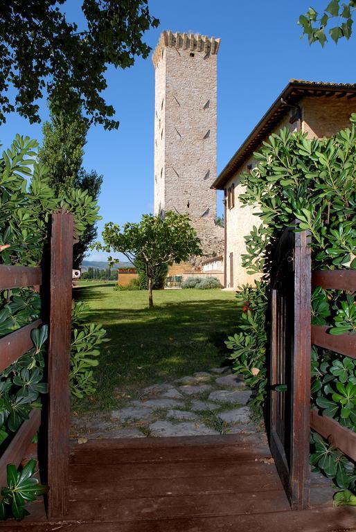 Agriturismo Le Due Torri - Torre Quandrano 卡纳拉 外观 照片